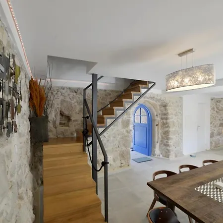 Casa Di Pietra